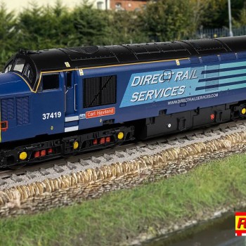 Hornby R30437 Railroad DRS Class 37 Carl Haviland 37419 Diesel Locomotive - Era 11