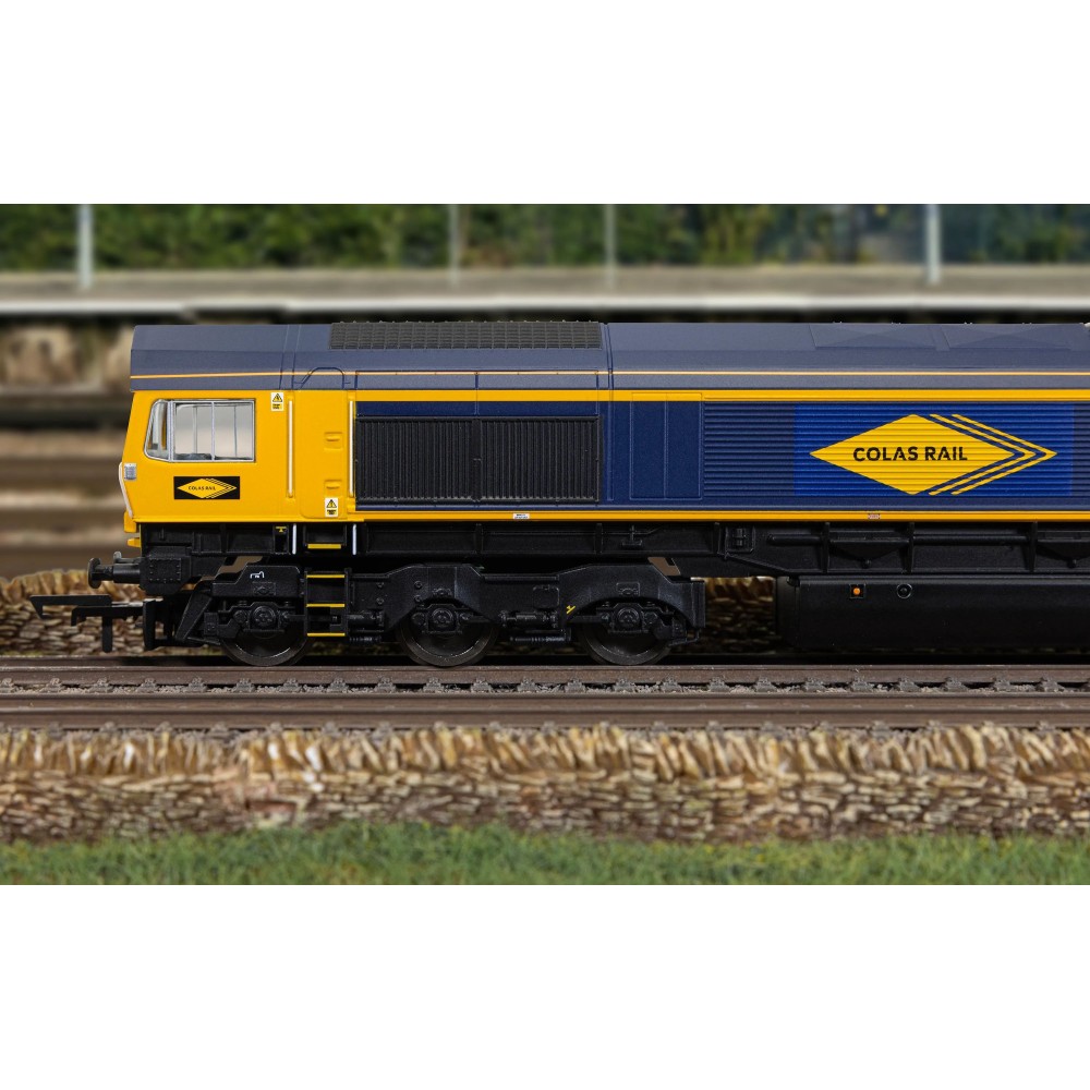 Hornby R30533 RailRoad Colas Rail - Class 66 - Louise 66790 Diesel Locomotive - Era 11