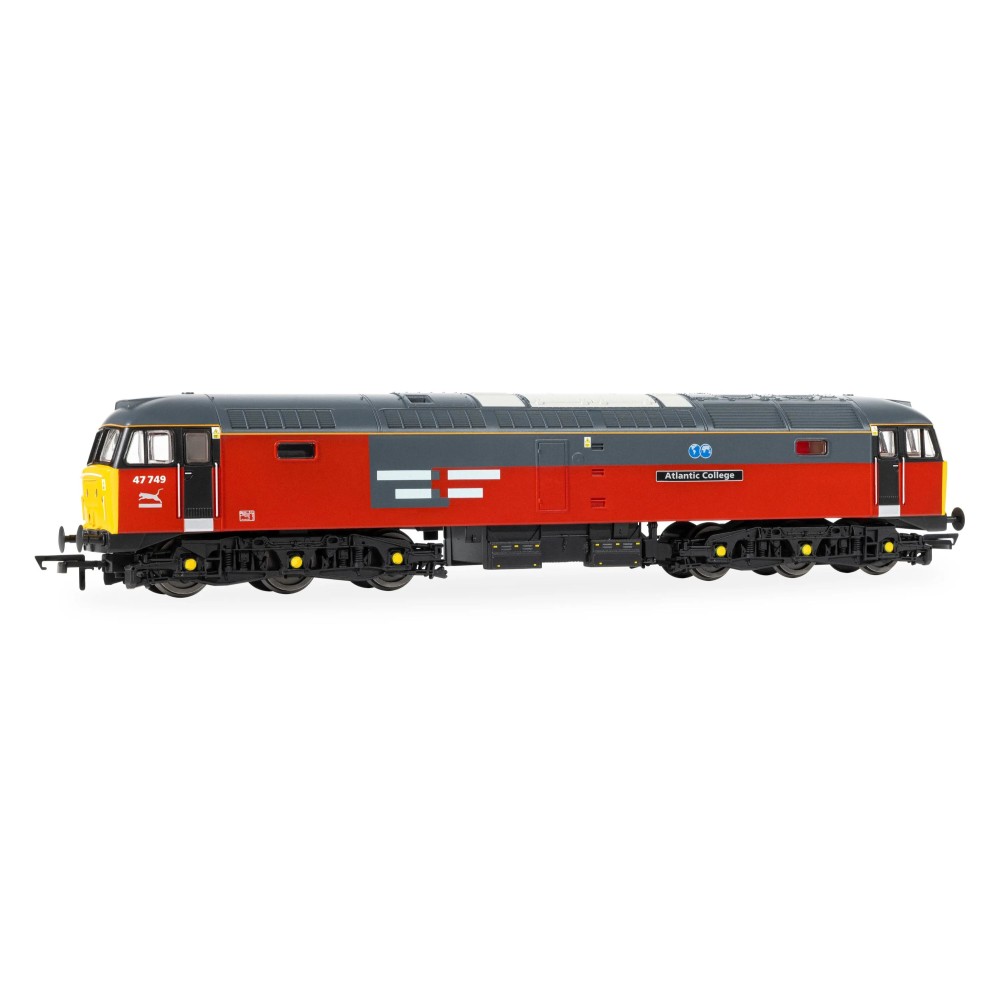 Hornby R30543 RailRoad RES Class 47 Atlantic Collage 47749 Diesel Locomotive - Era 8