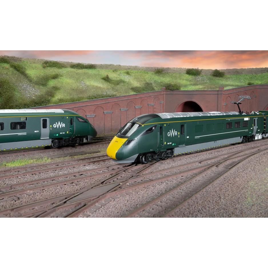 Hornby R3967 Hitachi AT300 Class 802/1 GWR Passenger 5 Car Train Set - Era 11 OO Scale