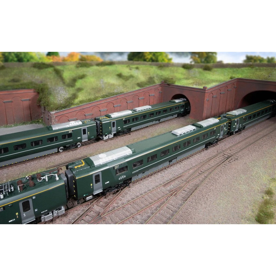 Hornby R3967 Hitachi AT300 Class 802/1 GWR Passenger 5 Car Train Set - Era 11 OO Scale