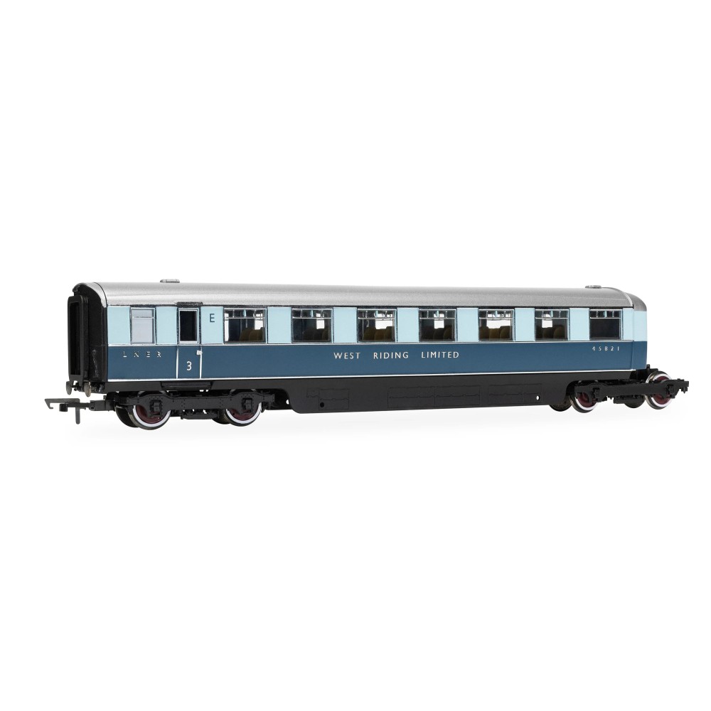 Hornby R40479 LNER West Riding Limited Open Third & Kitchen Third Articulated Coach Pack - Era 3 OO Scale