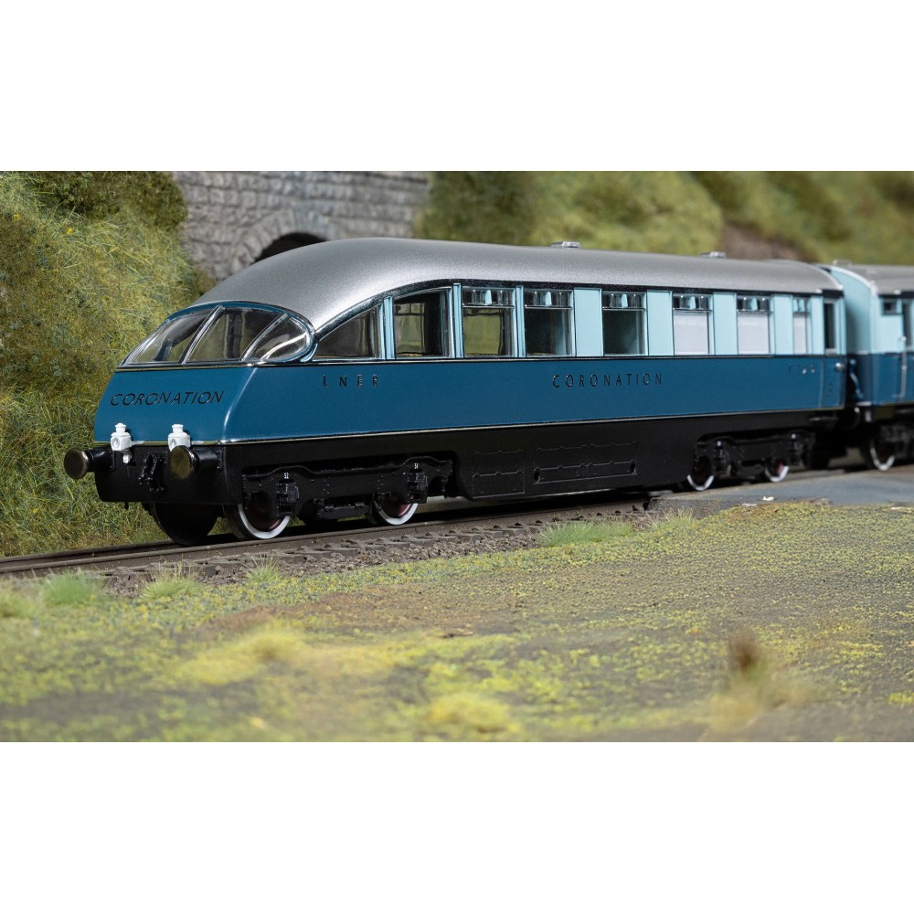 Hornby R40481 LNER Coronation Observation Car Coach 1729 The One Collection - Era 3 OO Scale