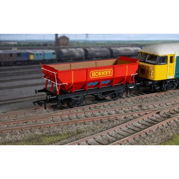 Hornby R60327 2026 Hornby Hooper Freight Wagon - OO Gauge