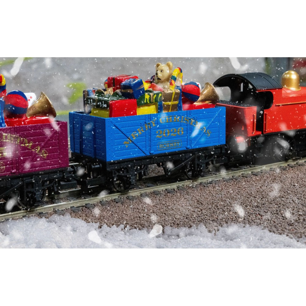 Hornby R60330 2026 Christmas Freight Wagon OO Scale