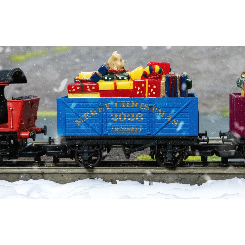 Hornby R60330 2026 Christmas Freight Wagon OO Scale