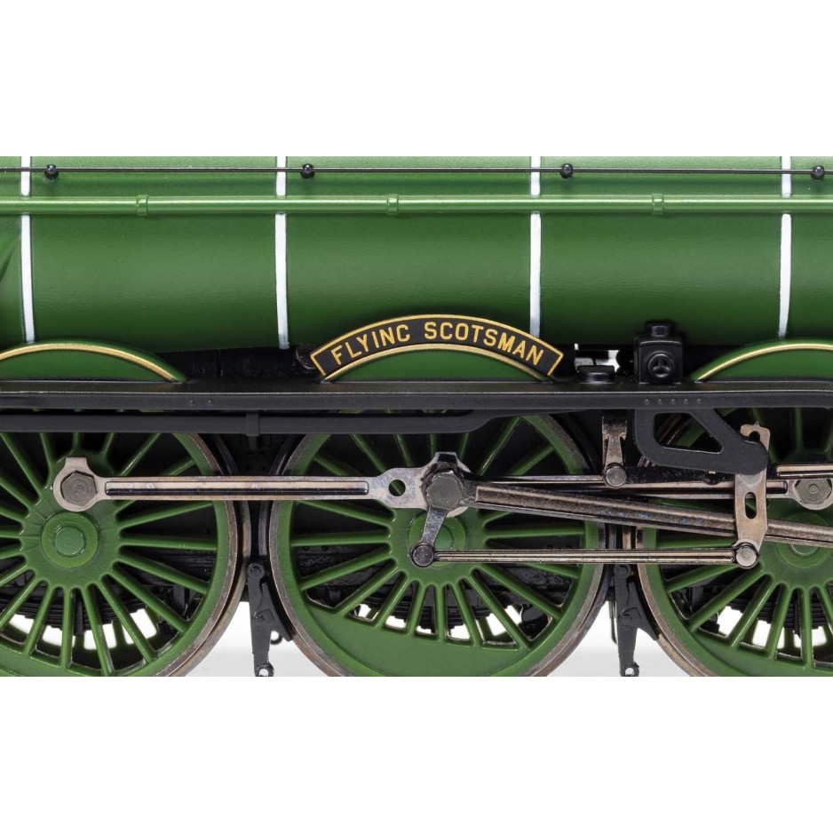 HORNBY R1255M THE FLYING SCOTSMAN LNER 4-6-2 TRAIN SET OO GAUGE DCC READY
