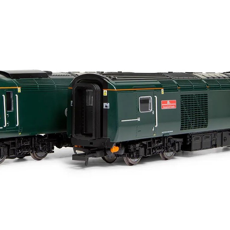 Hornby R30098 GWR  Class 43 HST Power Cars Castle Train Pack - Era 11 DCC Ready OO Scale