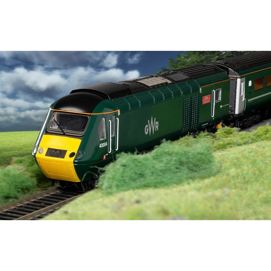 Hornby R30098 GWR  Class 43 HST Power Cars Castle Train Pack - Era 11 DCC Ready OO Scale