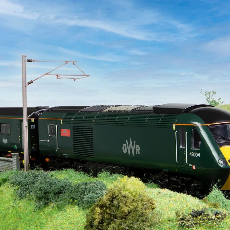 Hornby R30098 GWR  Class 43 HST Power Cars Castle Train Pack - Era 11 DCC Ready OO Scale