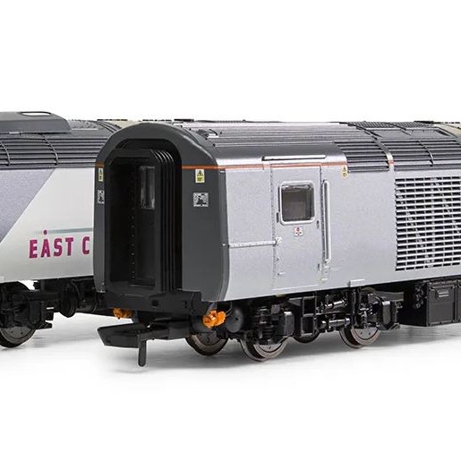 Hornby R30099 East Coast Trains Class 43 HST Power Cars 43314 And 43315 Train Pack - Era 11 DCC Ready OO Scale