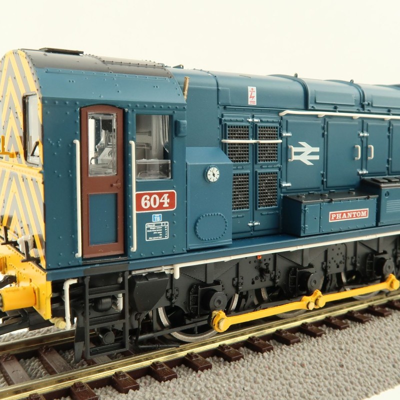 Hornby R30115 BR PO Class 08 Diesel Shutter Locomotive  0-6-0 604 Phantom - Era 10