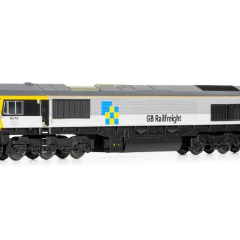Hornby R30152 GBRF Co-Co Class 66 No 793 Diesel Loco GB Railfreight - Era 11