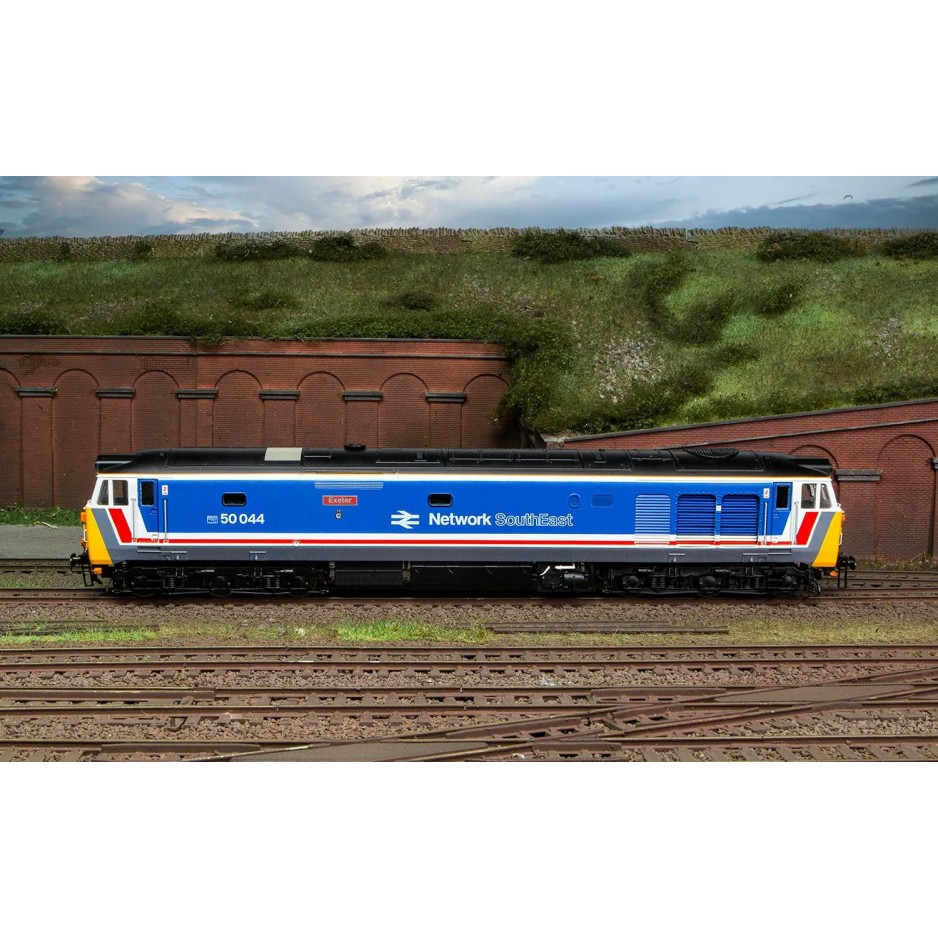 Hornby R30153 BR Class 50 044 Exeter Network South East NSE Diesel Loco - Era 7
