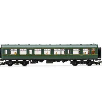 Hornby R30170 RailRoad Plus BR Class 110 Diesel 3 Car Train Pack - Era 6