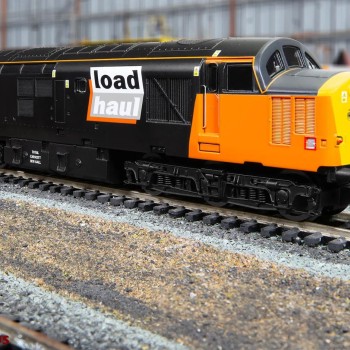 Hornby R30188 Railroad Plus Loadhaul Class 37 Co-Co 37710 Diesel Locomotive - Era 8 