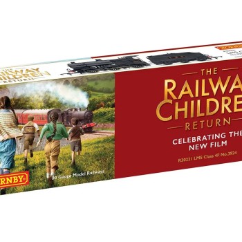 Hornby R30221 LMS Class 4F Steam Loco No 43924 - The Railway Children Return - Era 3 - OO Scale