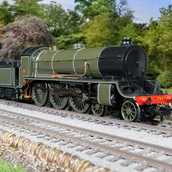 Hornby R30273 Southern Railway N15 King Arthur Class 4-6-0 Steam Locomotive 741 Joyous Gard - Big Four Centenary Collection - Era 3