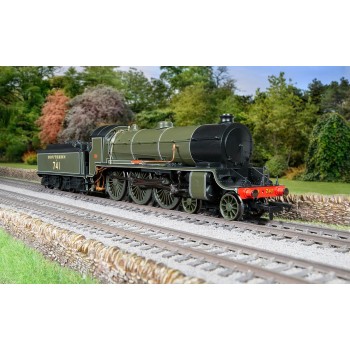 Hornby R30273 Southern Railway N15 King Arthur Class 4-6-0 Steam Locomotive 741 Joyous Gard - Big Four Centenary Collection - Era 3