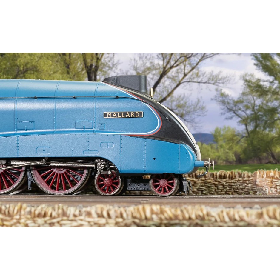 Hornby R3395TTS RailRoad LNER A4 Class Steam Loco 4-6-2 4468 Mallard Digital Sound - Era 3 OO