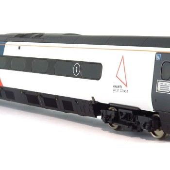 Hornby R40017 Avanti West Coast Pendolino Motor First MF Passenger Coach - Era 11 OO Scale