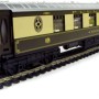 Hornby R4312 RailRoad Pullman Parlour Car Passenger Coach - Era 3 OO Scale