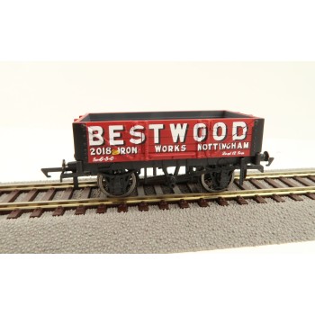 Hornby R60094 4 Plank Wagon Bestwood Iron Works - Era 3 OO Scale 