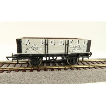 Hornby R60095 5 Plank Wagon A. Bodell - Era 3 OO Scale