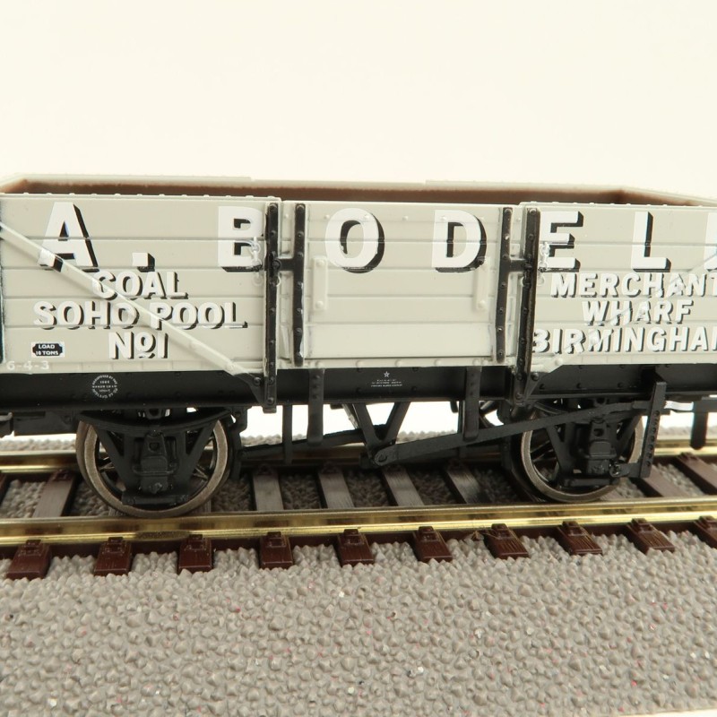 Hornby R60095 5 Plank Wagon A. Bodell - Era 3 OO Scale