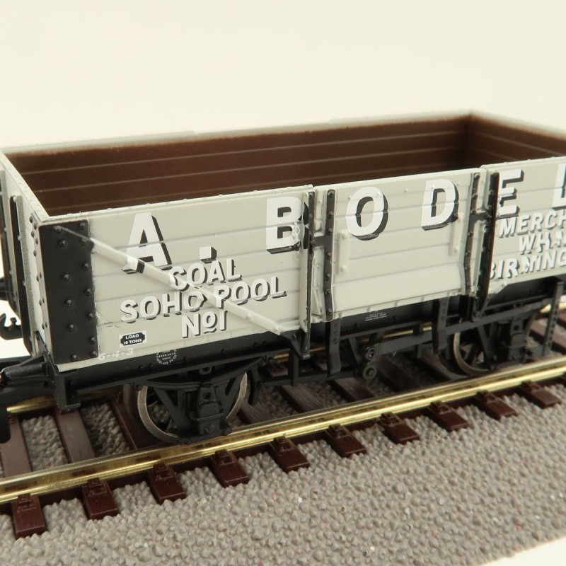 Hornby R60095 5 Plank Wagon A. Bodell - Era 3 OO Scale