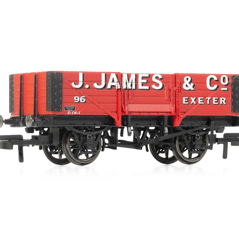 Hornby R60103 Triple Wagon Pack - B.W & Co J. James & Co & Newstead Colliery - Era 3