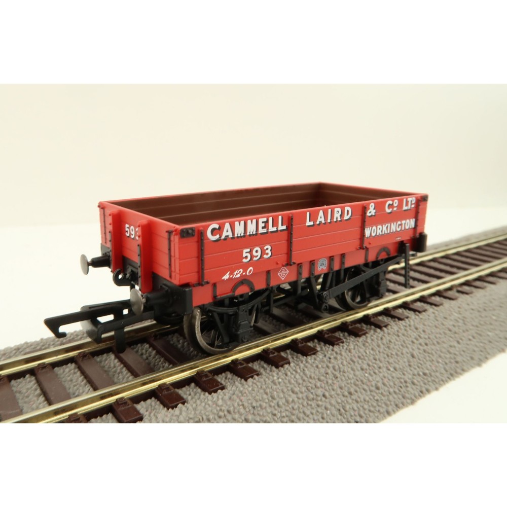 Hornby R60156 3 Plank Wagon, Cammell Laird & Co. Ltd - Era 3 OO Scale