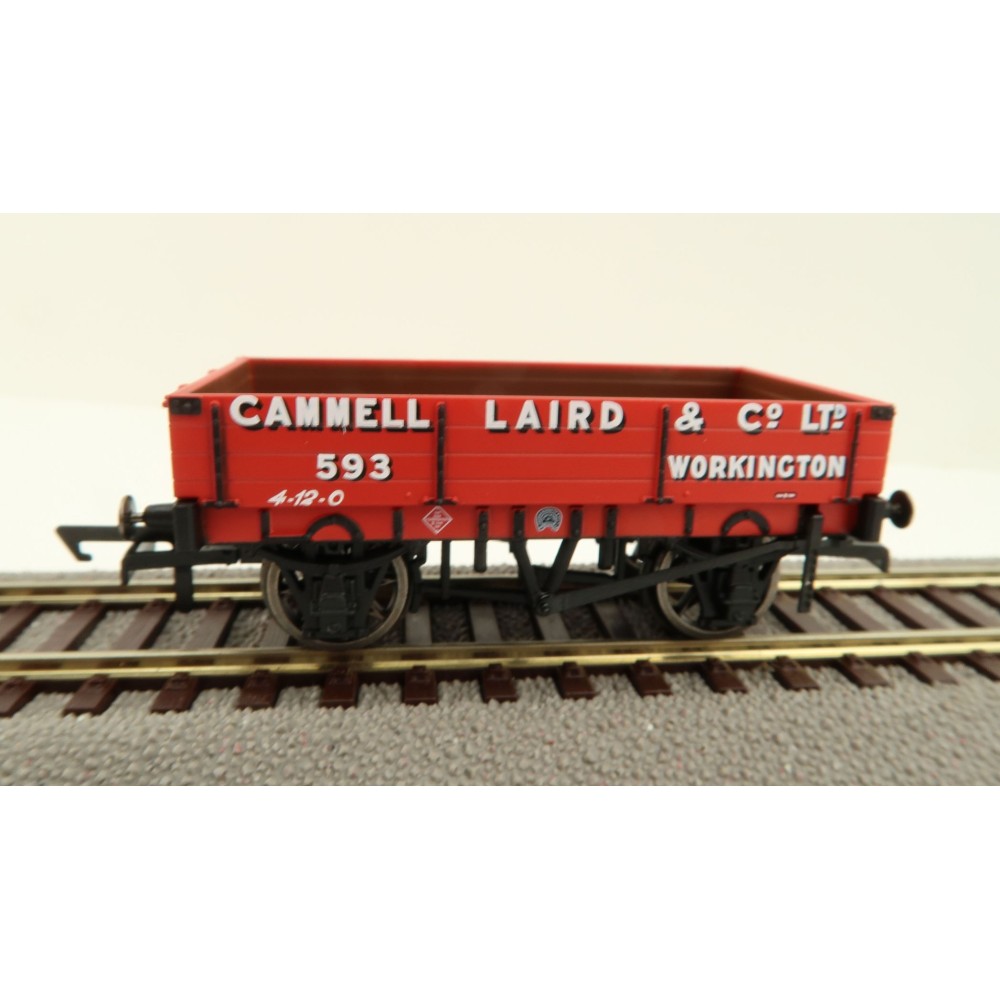 Hornby R60156 3 Plank Wagon, Cammell Laird & Co. Ltd - Era 3 OO Scale
