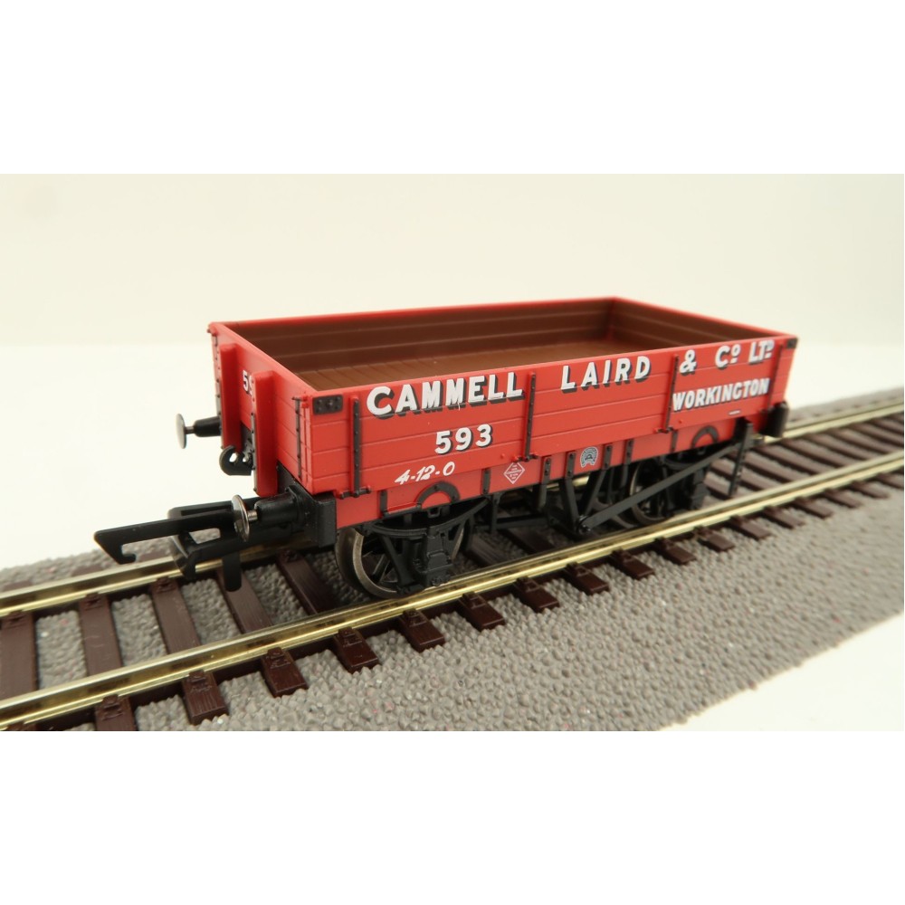 Hornby R60156 3 Plank Wagon, Cammell Laird & Co. Ltd - Era 3 OO Scale