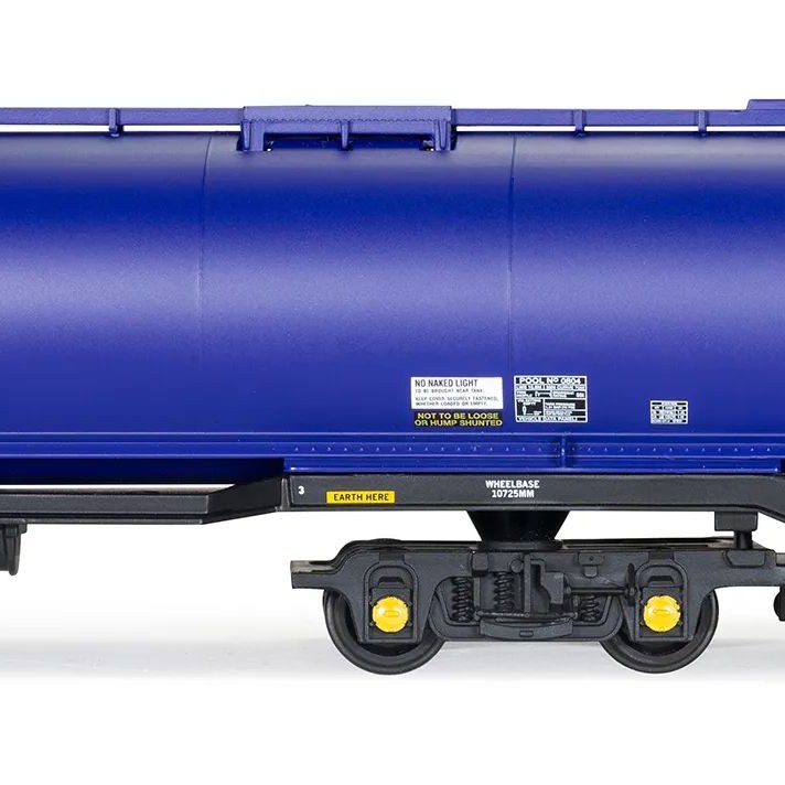 Hornby R60197 VTG 100T TEA Bogie Tanker Wagon - Era 9 OO Scale