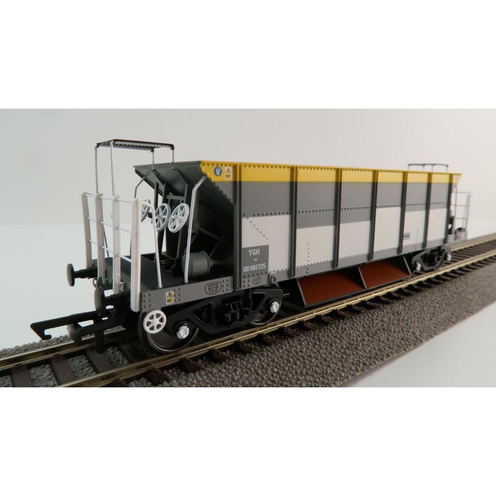 Hornby R60246 BR YGB Seacow Wagon DB982725 - Era 8 OO Scale