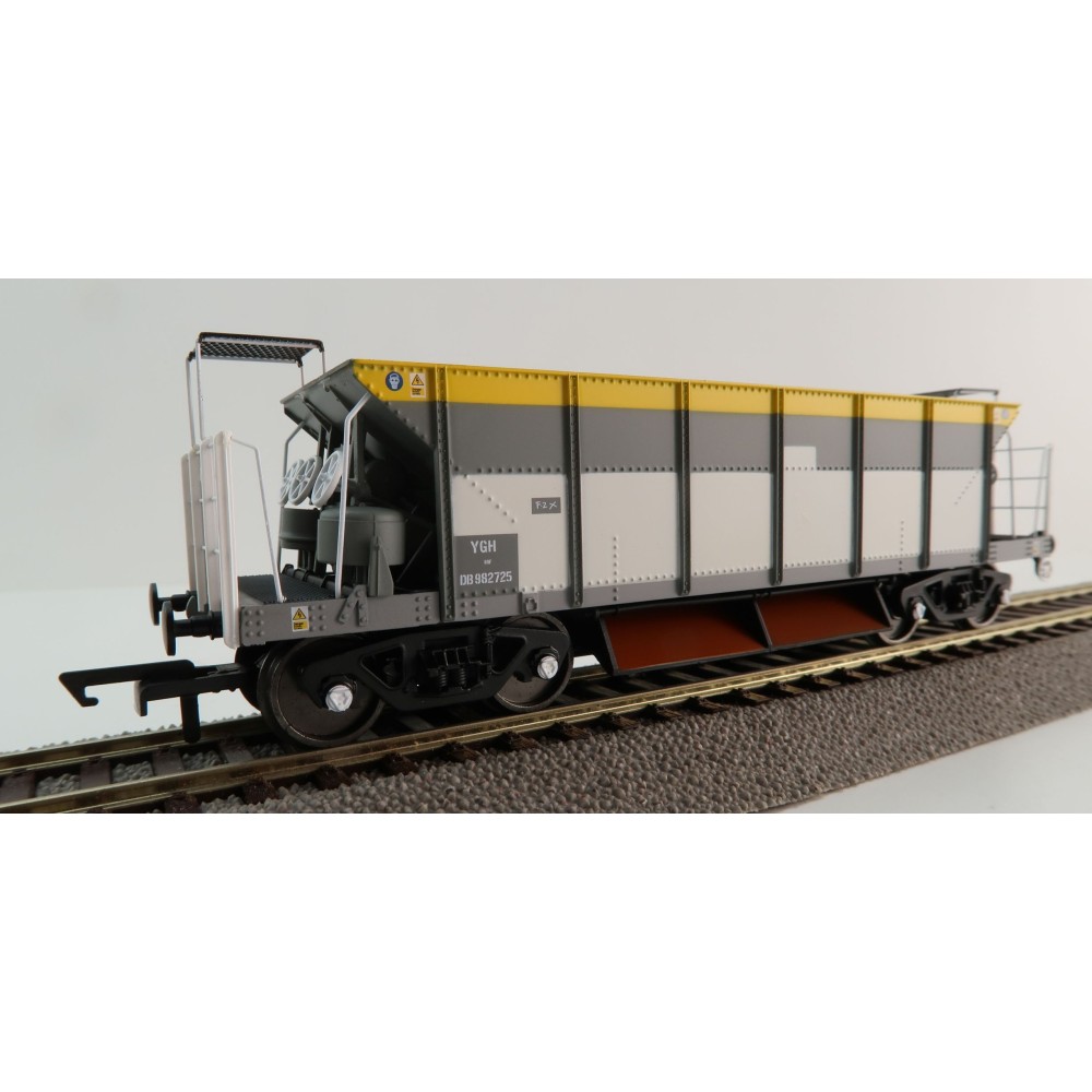 Hornby R60246 BR YGB Seacow Wagon DB982725 - Era 8 OO Scale