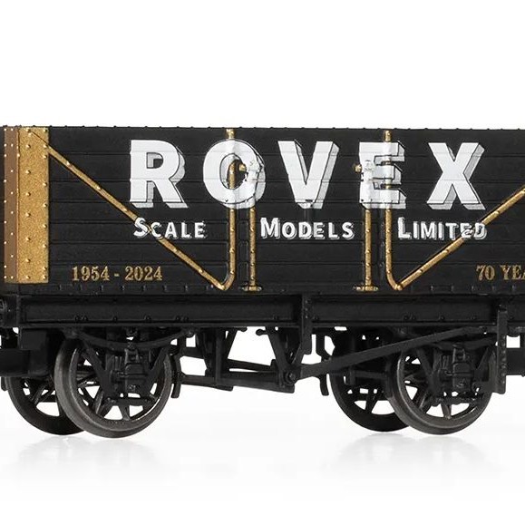 Hornby R60263 Hornby 70th Westwood 7 Plank Wagon 1954 - 2024 Limited Edition OO Scale