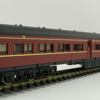 Lima HL4010 NSW MFE 2nd Class Passenger Coach Period III - 1:87 Scale