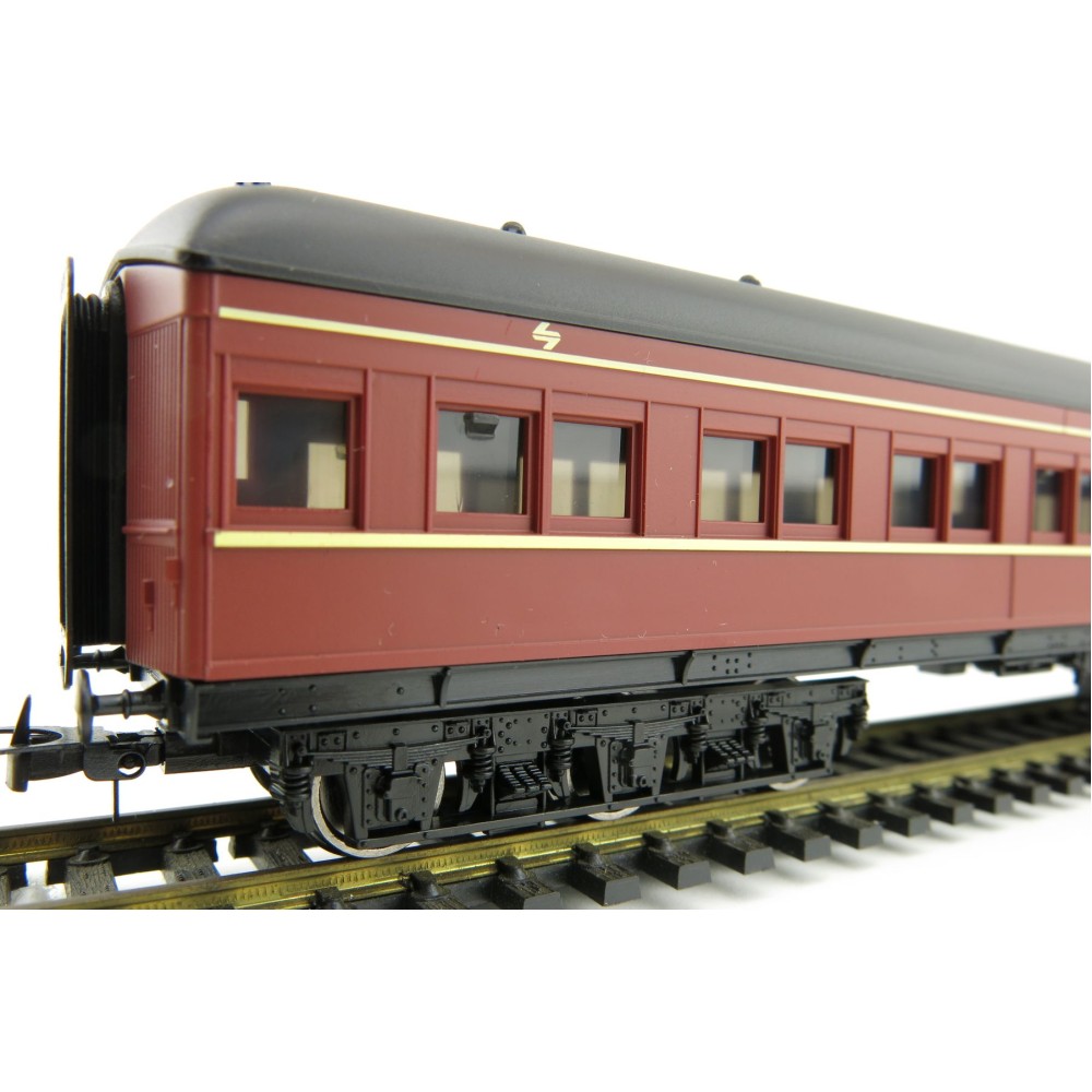 Lima HL4010 NSW MFE 2nd Class Passenger Coach Period III - 1:87 Scale