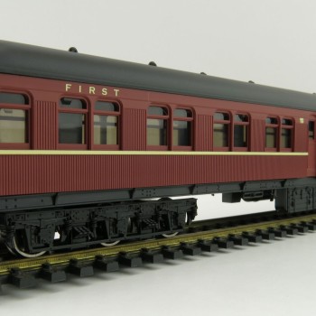 Lima HL4011 NSW MBE 1st Class Passenger Coach Period III - 1:87 Scale