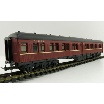 Lima HL4011 NSW MBE 1st Class Passenger Coach Period III - 1:87 Scale