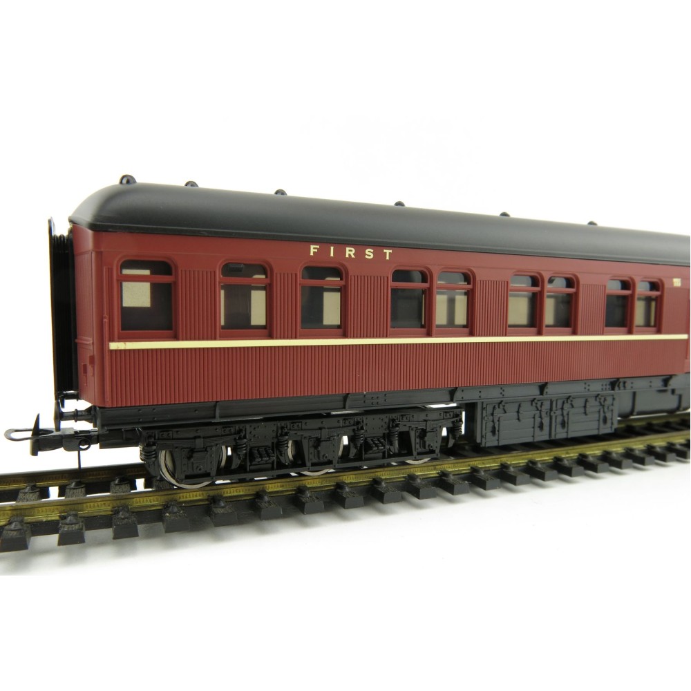 Lima HL4011 NSW MBE 1st Class Passenger Coach Period III - 1:87 Scale