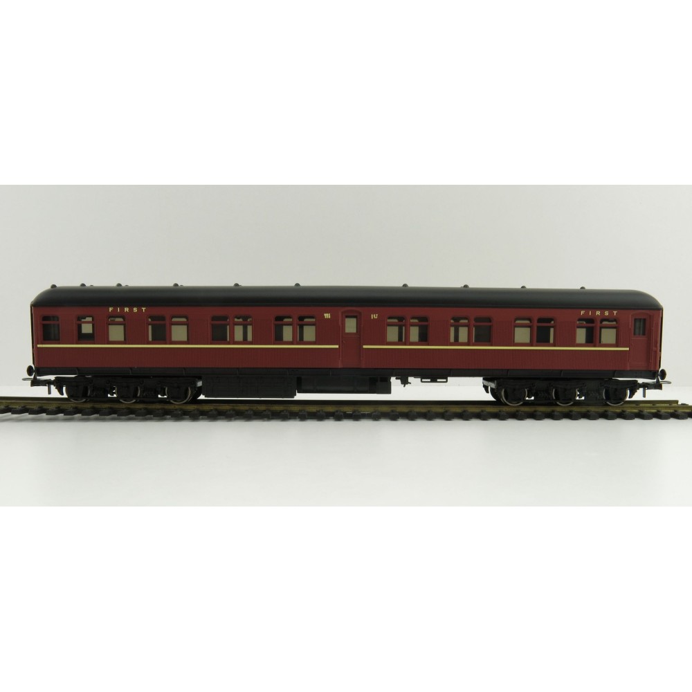 Lima HL4011 NSW MBE 1st Class Passenger Coach Period III - 1:87 Scale