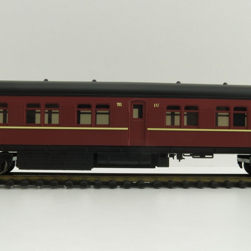Lima HL4011 NSW MBE 1st Class Passenger Coach Period III - 1:87 Scale