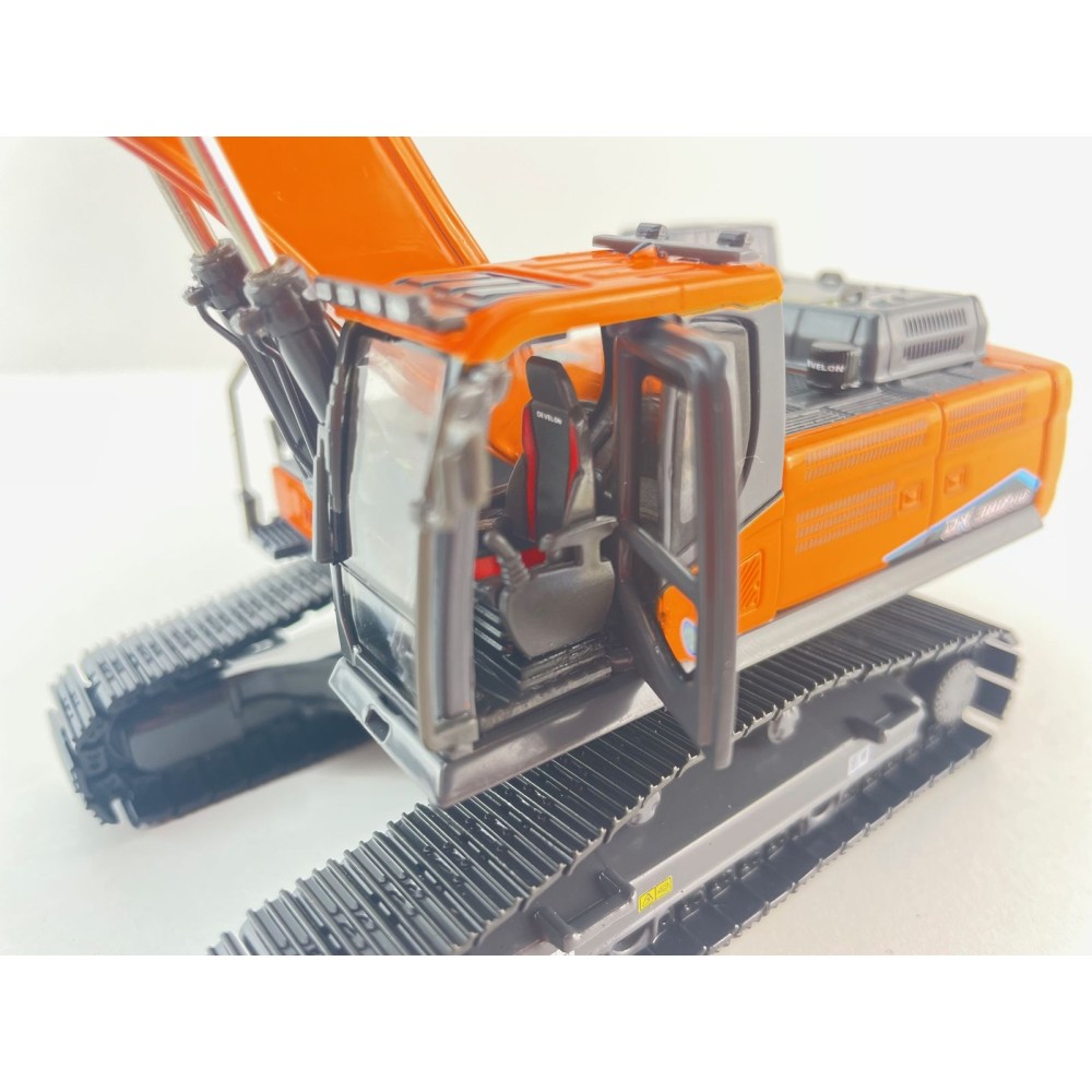 Develon - Develon DX380HD Hydraulic Crawler Excavator Diecast - Scale 1:50
