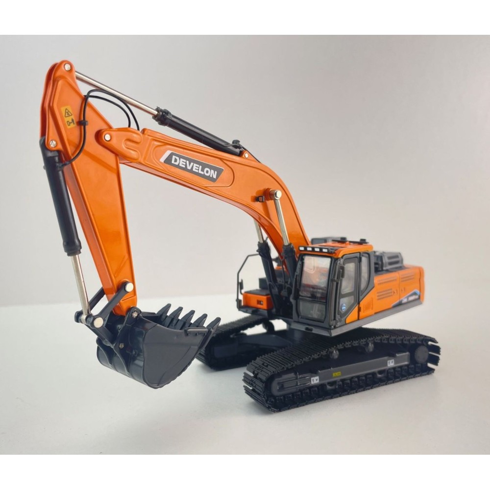 Develon - Develon DX380HD Hydraulic Crawler Excavator Diecast - Scale 1:50