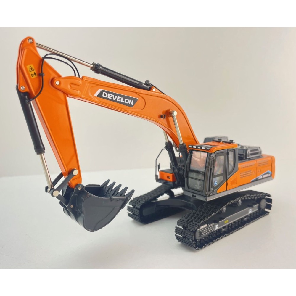 Develon - Develon DX380HD Hydraulic Crawler Excavator Diecast - Scale 1:50