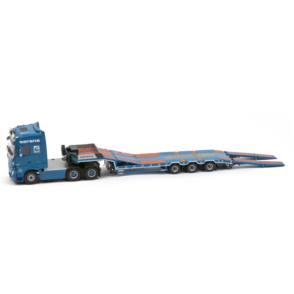 IMC Models 20-1036 Sarens Mercedes Actros2 6x4 with EuroFlex 3axle Trailer - Scale 1:50