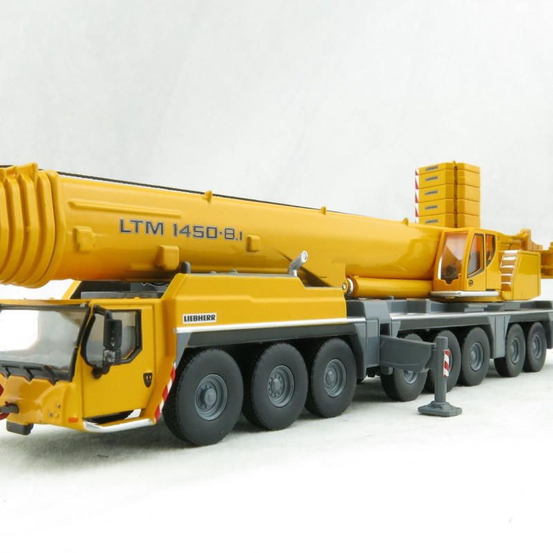 IMC Models 31-0134 - Liebherr LTM 1450-8.1 Mobile Crane - Scale 1:87